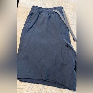 BURLEBO NWT Navy Athletic Shorts with Drawstring Men’s large 5.5